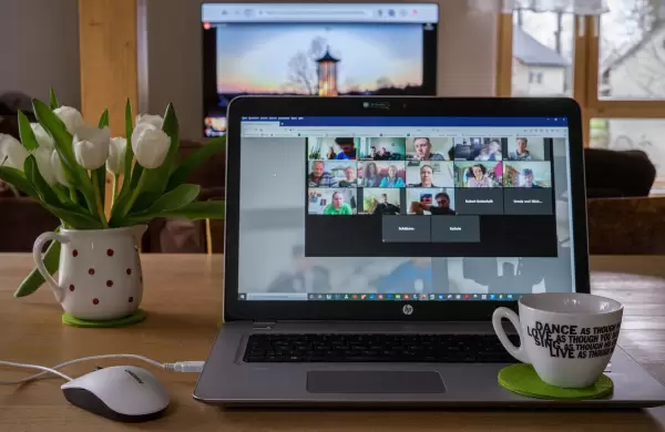 Efecto pospandemia: Zoom recort sus pronsticos de ingresos y ganancias