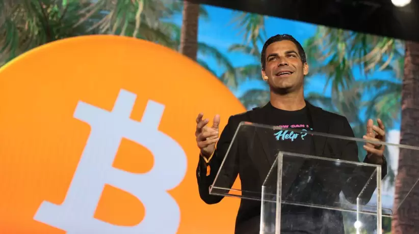 El alcalde de Miami en la Bitcoin Conference