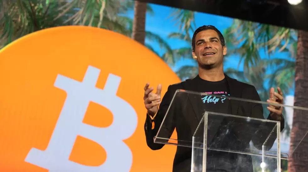 El alcalde de Miami en la Bitcoin Conference