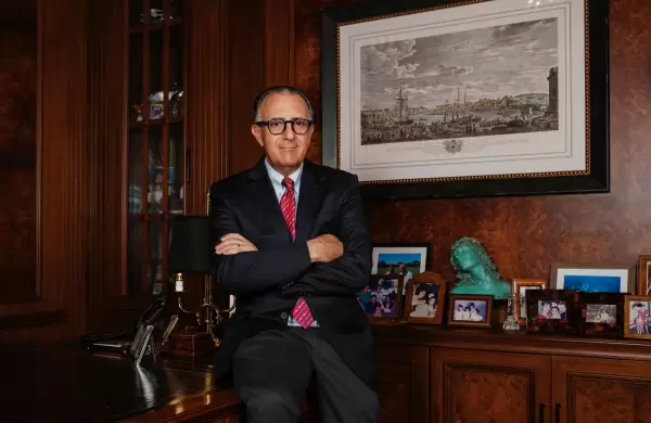 Con US$ 1,5 millones de inversin y nuevo nombre se reabre el Hotel Coln Salinas