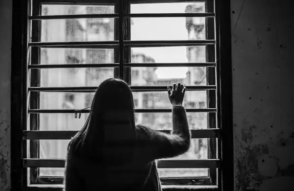 ¿Alguien cerrará nuestros párpados?