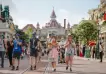 Por qué la "batalla" entre Disney y el gobernador de Florida podría perjudicar a quienes visiten Orlando