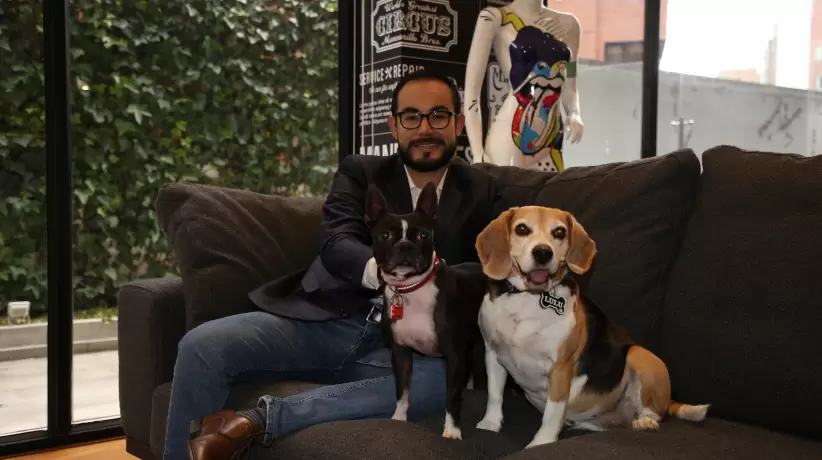 Andrés Rodriguez y sus mascotas