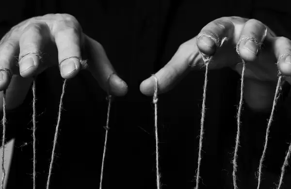 Abdicacin de las lites