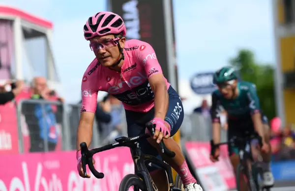 ¡A dos etapas de renovar su corona del Giro de Italia!
