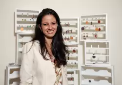 Ella y sus joyas son un milagro de exportacin