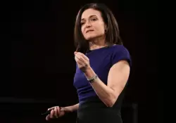 Por qu Sheryl Sandberg, la nmero dos de Facebook, abandona la compaa casi sin acciones en su poder