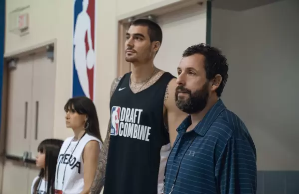 Adam Sandler vuelve a Netflix con una película que ya lidera en la plataforma