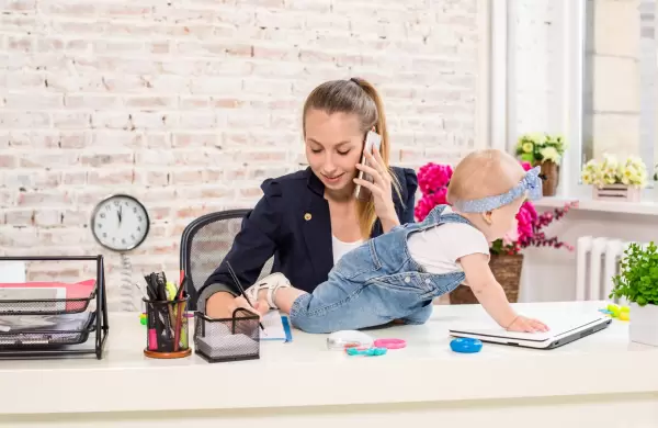 Las mams tambin queremos huelga!