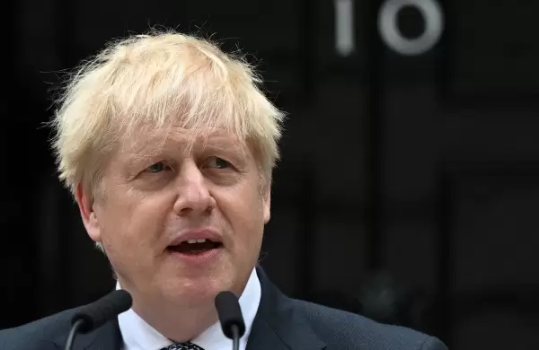 Tras la renuncia masiva de sus funcionarios, Boris Johnson dejó su cargo de primer ministro: qué es lo que viene