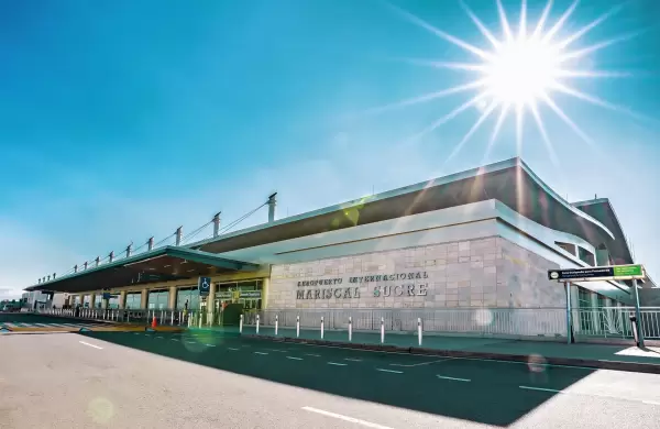 El aeropuerto de Quito recibe reconocimiento como el mejor de la región
