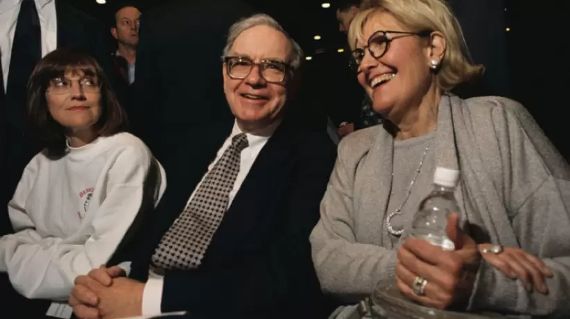 Analistas desnudan a Warren Buffett: esto revelan sobre un 'desamor' en sus inve