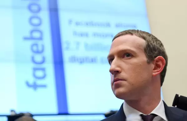 De la Inteligencia Artificial de Meta a Mark Zuckerberg: "Es demasiado espeluznante y manipulador"