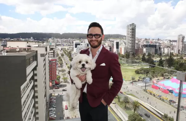 A ellos dos los une su fanatismo por Tony Stark y Luis Miguel