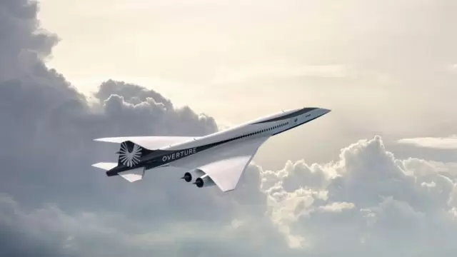 Avión supersónico