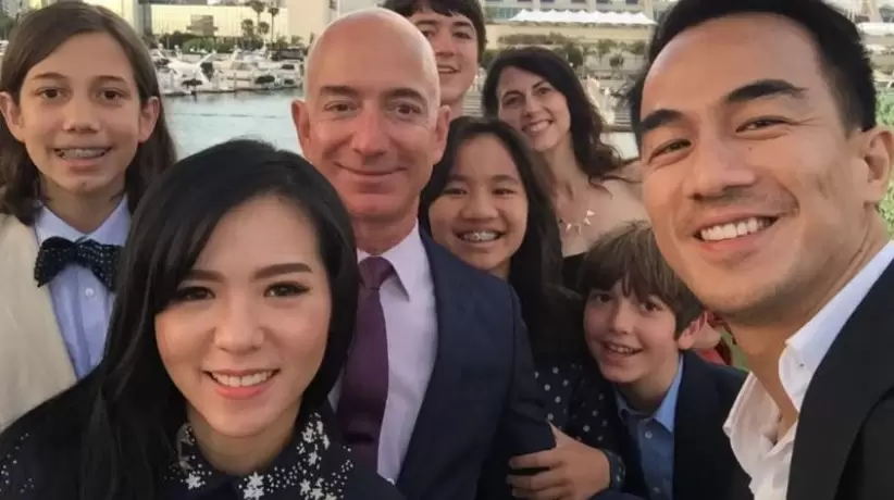 Jeff Bezos apuesta por la Generación Z