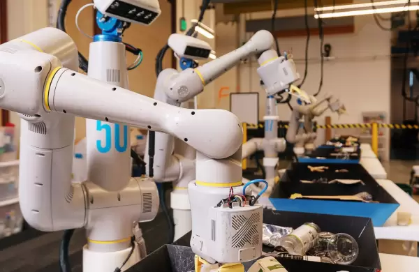 Cómo son los robots de Google que comprenden el lenguaje humano y pueden poner la mesa