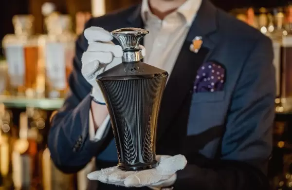 Sale a la venta uno de los whiskys ms antiguos del mundo y esto es lo que cuesta