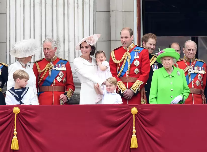 Una de las últimas fotos de la familia real de Gran Bretaña con todos sus miembros