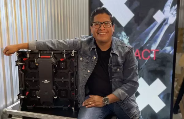 Oh por Dios! El guayaquileo que provee de pantallas LED a las iglesias de EE.UU.