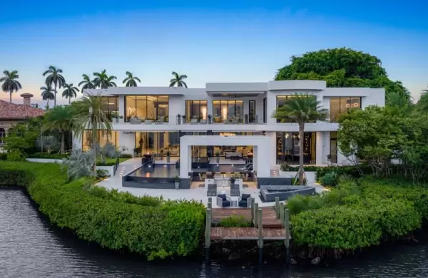 Frente al mar y cerca del fundador de Oracle: as es la sorprendente mansin de vidrio de US$ 30 millones