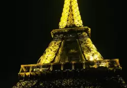 Crisis energtica: Pars apaga las luces de la Torre Eiffel