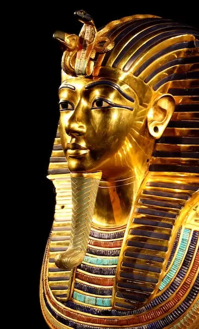 Estatua De Oro De Tutankamón