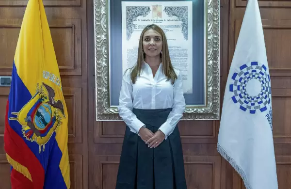 La CIP elige a su primera mujer presidente en 86 años