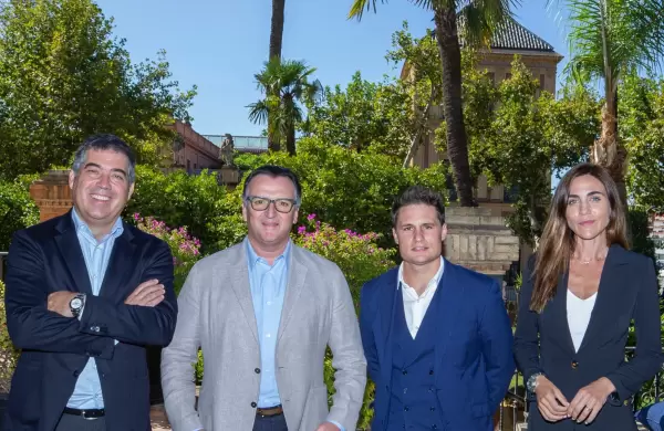 Globant y LaLiga firman un acuerdo para reinventar la industria del deporte con tecnología