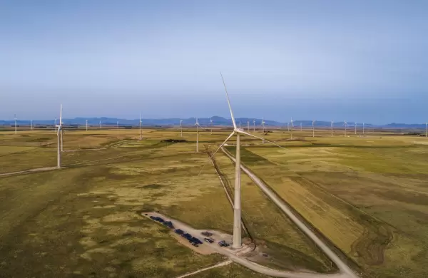 Los beneficios inesperados que la guerra tiene sobre las energías alternativas