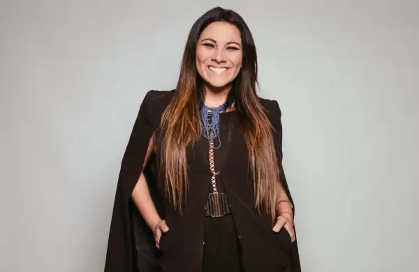 Organiza charlas TED, escribe libros y empodera a mujeres y empresas en todo el continente