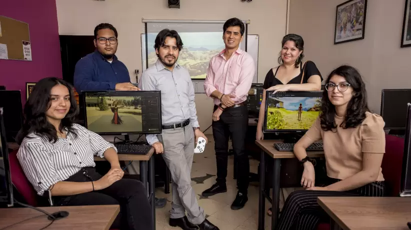 Equipo de video juegos Universidad Católica Guayaquil
