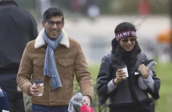 Qu hay detrs de los US$ 800 millones de Rishi Sunak, el nuevo primer ministro millonario de Reino Unido