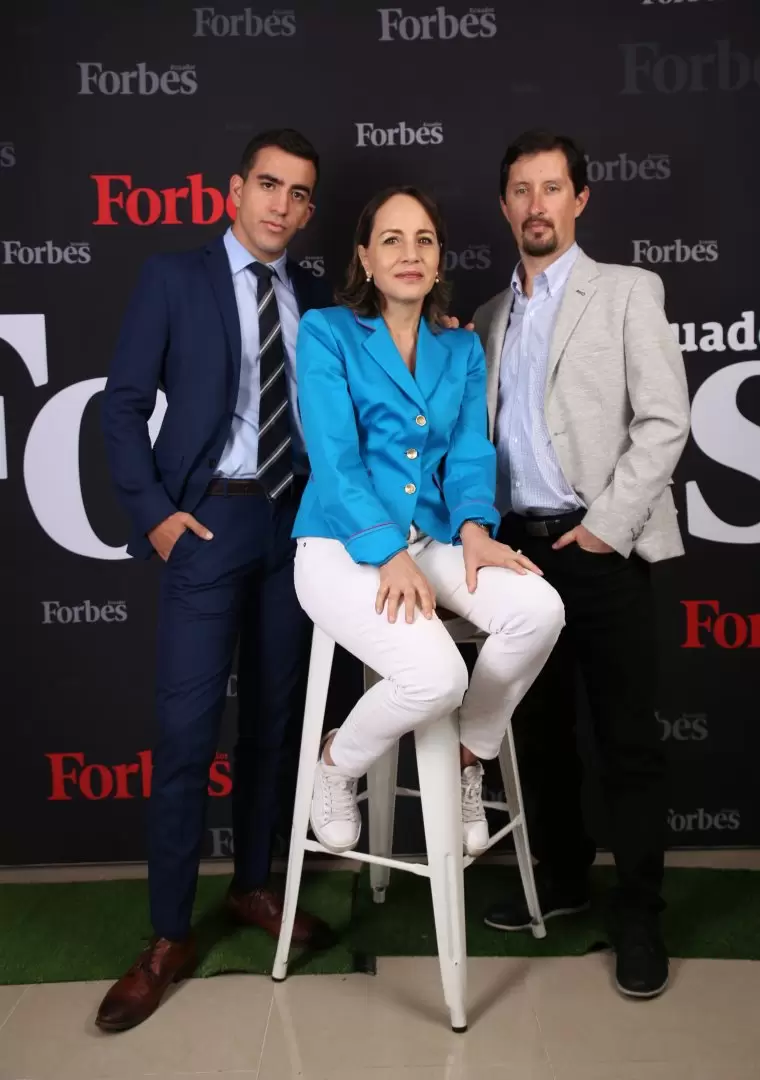 Promo Forbes Ecuador Mundial de Futbol Quito - Ecuador