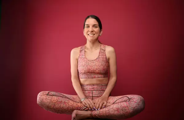 La ecuatoriana que 'caza' tiburones en Mxico, en leggings