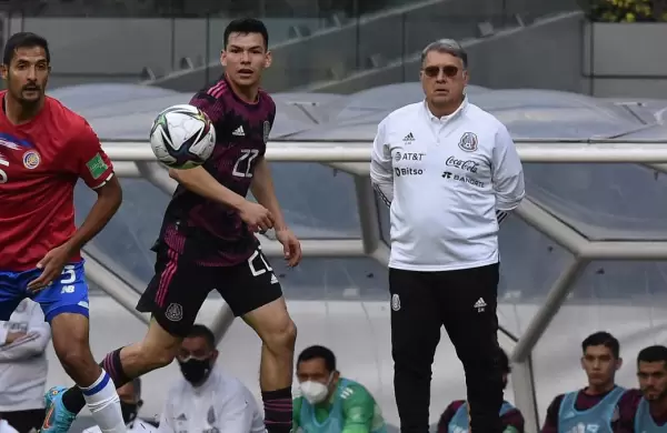 Qatar 2022: as buscar un cuestionado Tata Martino terminar con la "maldicin mexicana" del cuarto partido