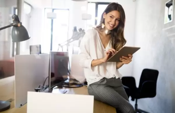 De la pasión al negocio: cinco libros clave para creadores que buscan dominar sus finanzas