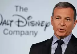 "Obligada a defenderse contra un Estado que usa su poder como arma para infligir castigos", Disney demanda al gobernador de Florida Ron DeSantis