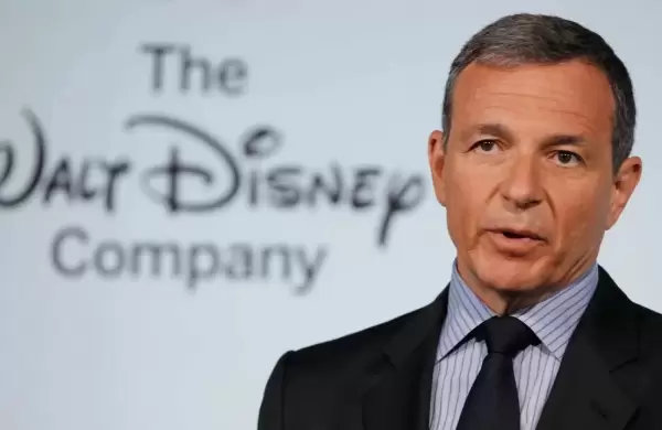 Bob Iger, CEO de Disney, habló sobre los fuertes rumores de una fusión con Apple