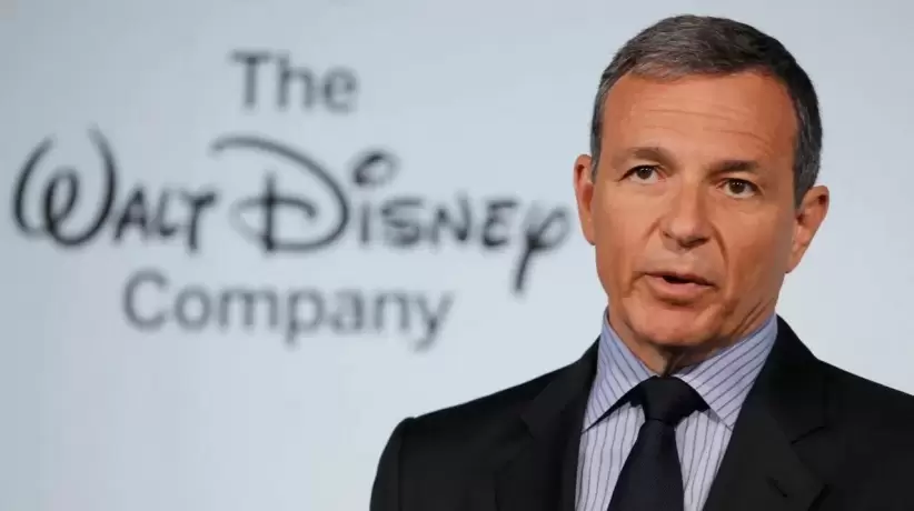 Bob Iger, CEO de Disney, habló sobre los rumores fuertes de una fusión con Apple