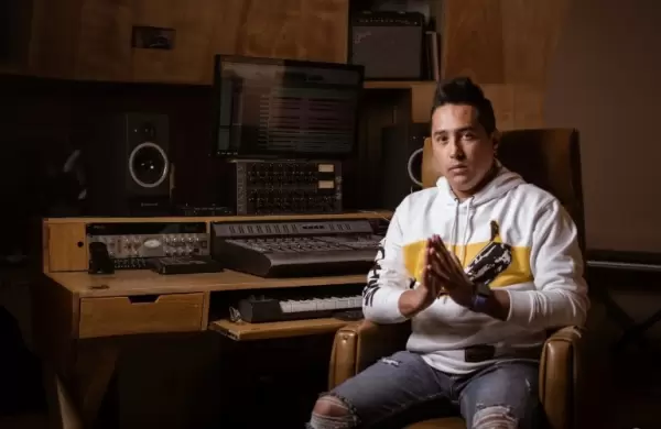 Conoci la industria de la msica como pocos y hoy coordina una agencia de estrategia y promocin de artistas