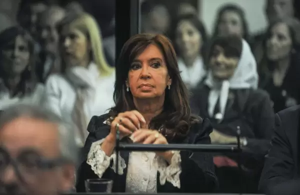 Causa Vialidad: Cristina Kirchner fue condenada a seis años de prisión e inhabilitación perpetua para ejercer cargos públicos