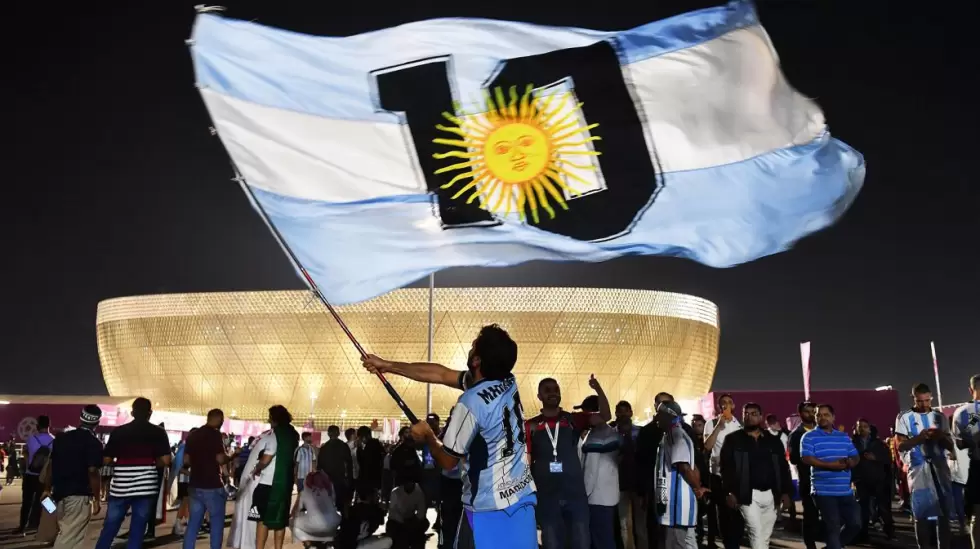 Los hinchas Argentinos coparon el estadio Lusail