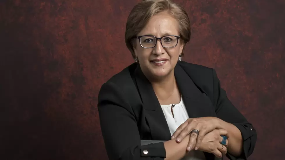 Mnica Mendoza Saltos