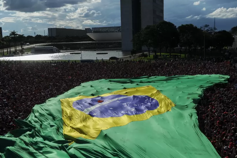 Bandera Brasil (Télam)