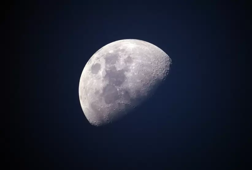 NASA, Aterrizaje en la luna, Japón