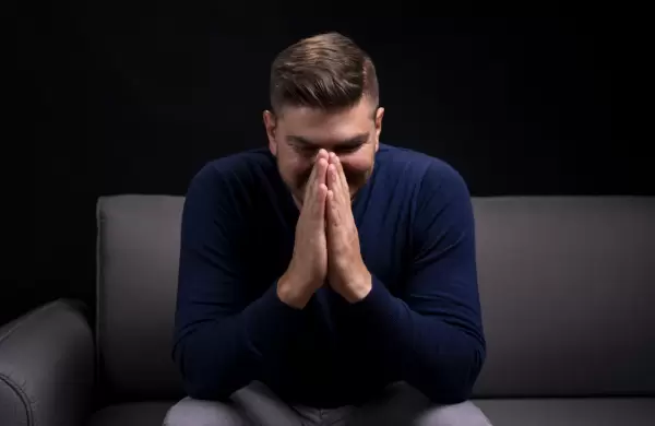 Este millennial quiteo se lanz y cay de pie