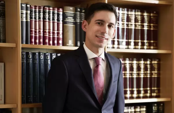 So en Singapur y ahora este ecuatoriano trabaja de abogado de arbitraje all