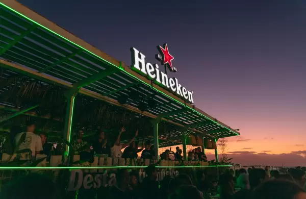 Heineken finalmente vendió su negocio cervecero ruso y por una suma ridícula