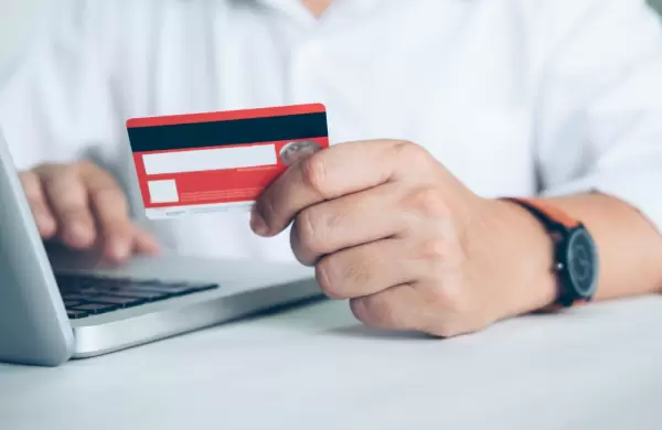 Minsait Payments y peiGo lanzan la primera tarjeta 100% virtual de Ecuador